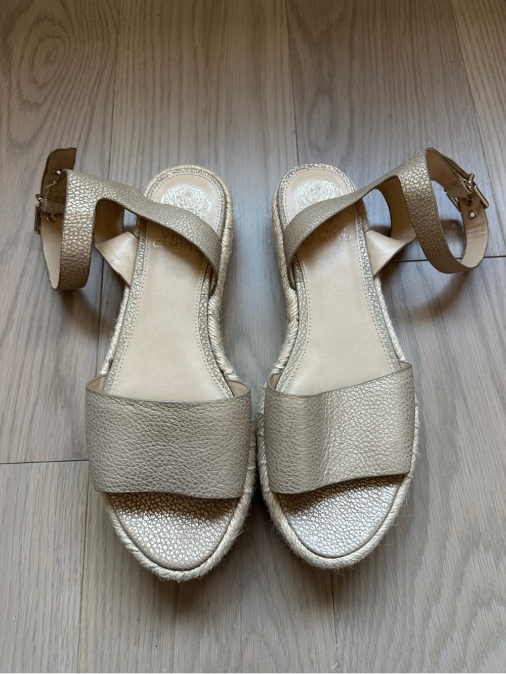 Vince Camuto Metallic Gold Platform Sandals with Ankle Strap Size 9